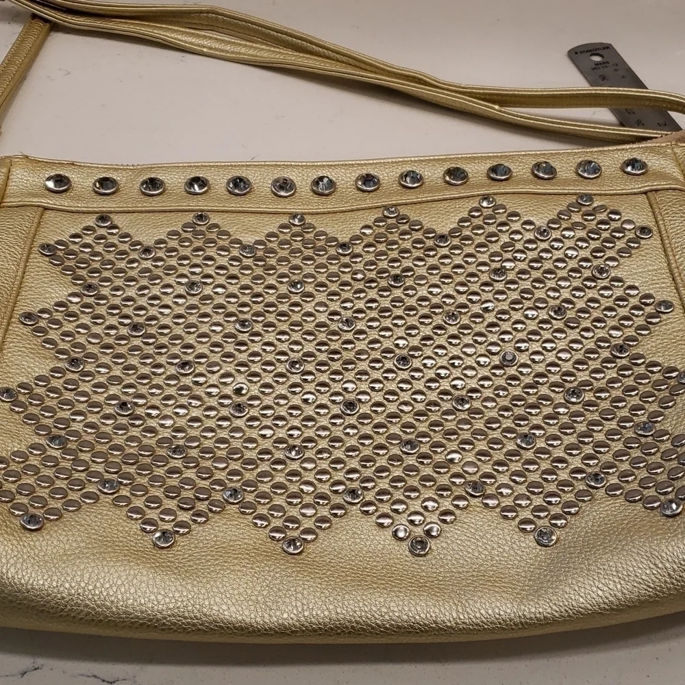 𝅺mms Gold Clutch Shoulder Bag - Picture 2 of 8